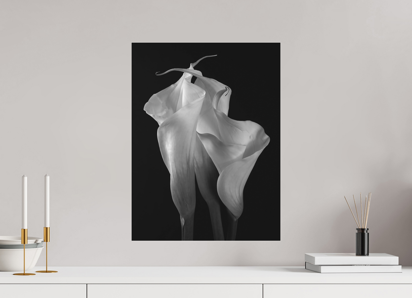 Calas in Love (Black and White Version)